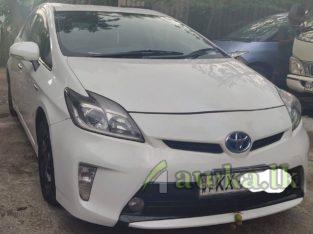 Toyota Prius S car for sale