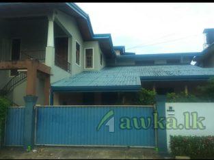 Upstair house for rent – Thalawathugoda