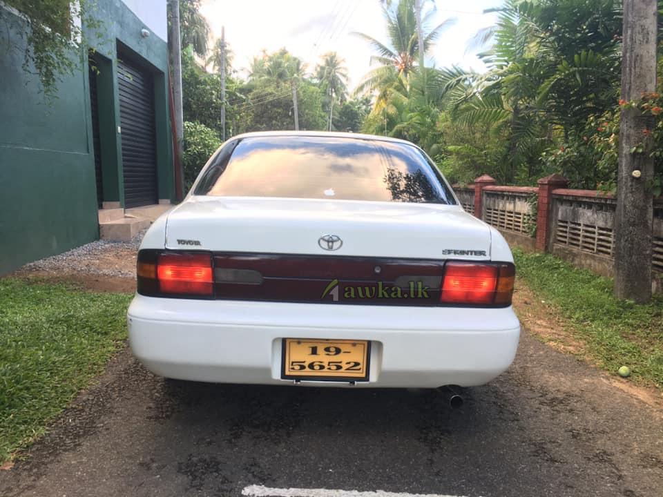 Toyota sprinter ae101